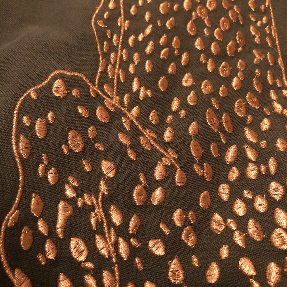 🚫SOLD🚫Novella Royale Cheetah Vintage Army shirt - Picture 8 of 8